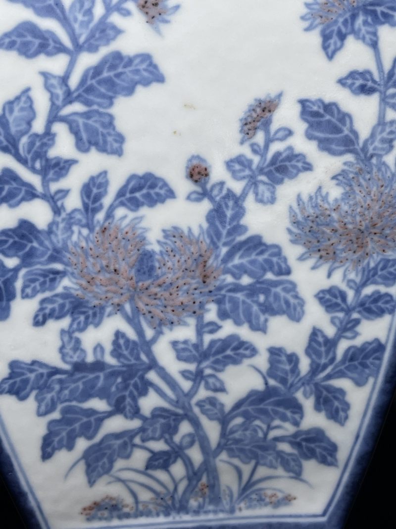 解放初 青花釉里红四方三孔瓶 - 图6