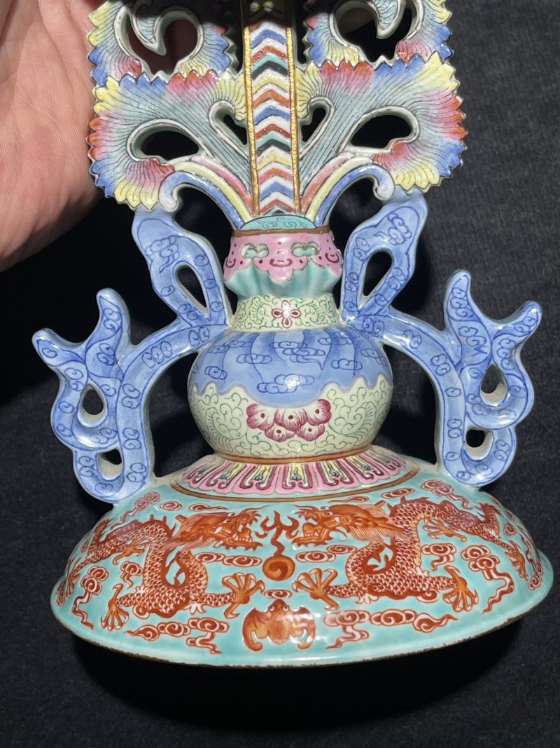 清乾隆 御制绿地洋彩描金八吉祥供器 - 图6