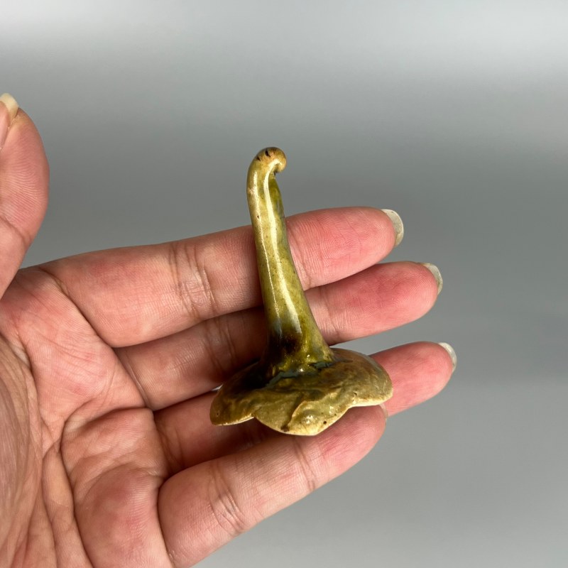 明代 绿釉茄子形香罐 - 图17