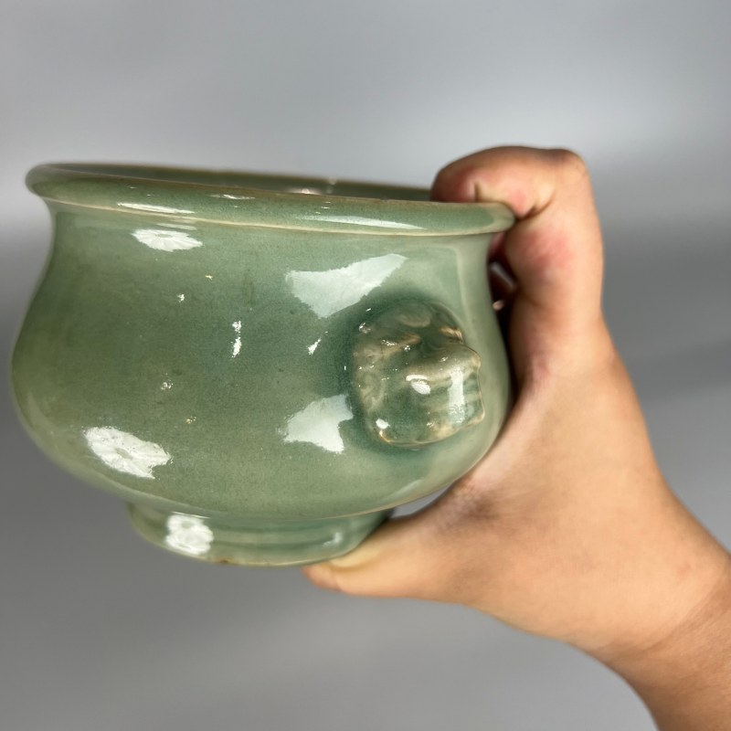 明代 龙泉翠青釉辅首香炉 - 图7