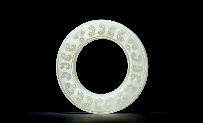 明 白玉勾云纹玉环 - 图1