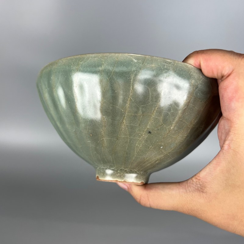 明代 龙泉窑青釉莲瓣碗一对 - 图13