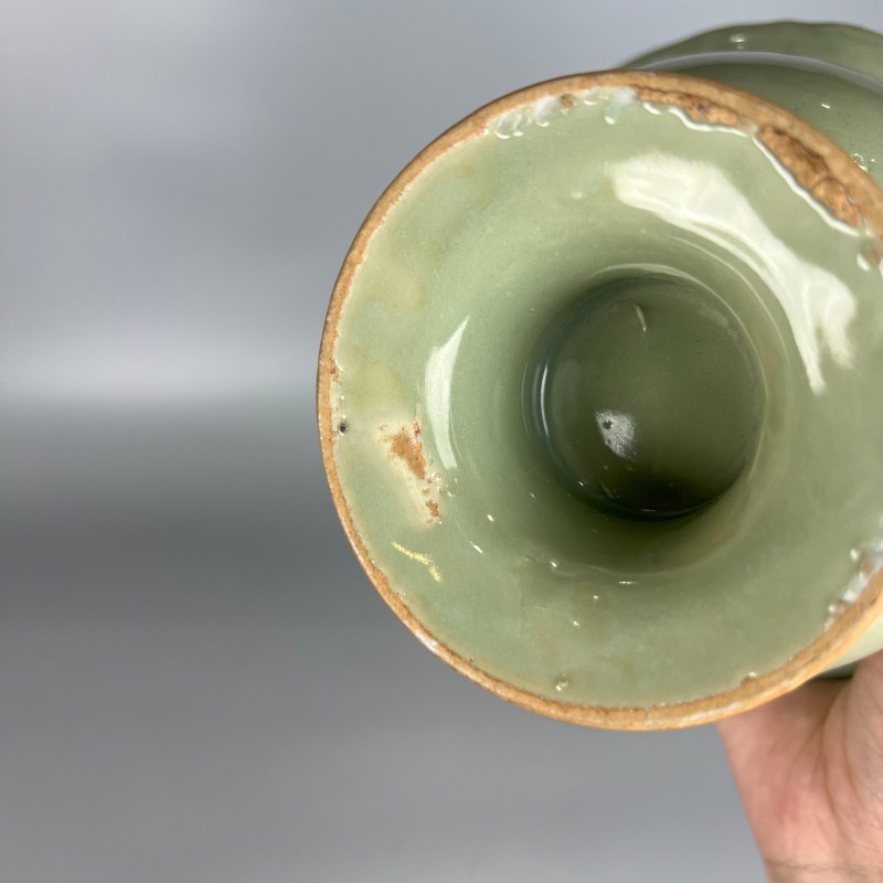 明代 龙泉窑梅子青釉高足花口碗 - 图10