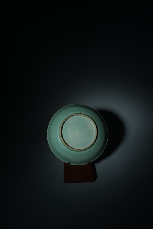 龙泉菊瓣盘 - 图2