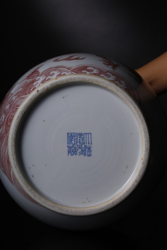 清晚期 釉里红云龙纹铺首尊 - 图2