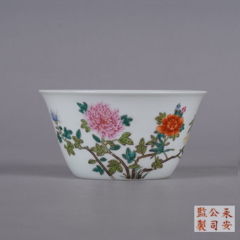 清晚清 花卉纹马蹄杯 - 图1