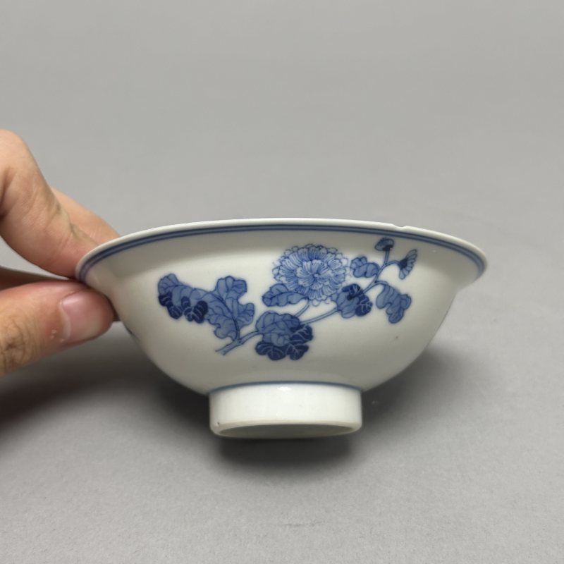 清宣统 青花宝善堂花卉杯 - 图2