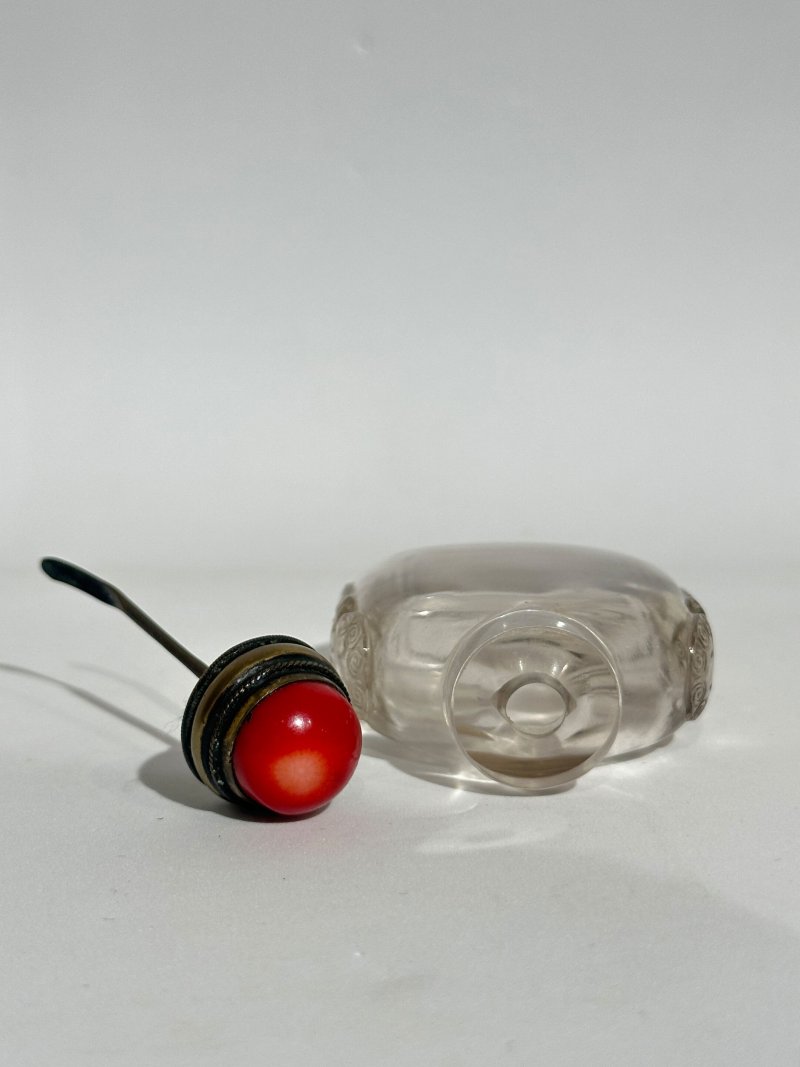 清十八/十九世紀 水晶鋪首銜環鼻煙壺 | A ROCK CRYSTAL SNUFF BOTTLE - 图4