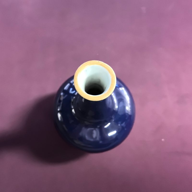 清中期 蓝釉天球瓶 - 图5