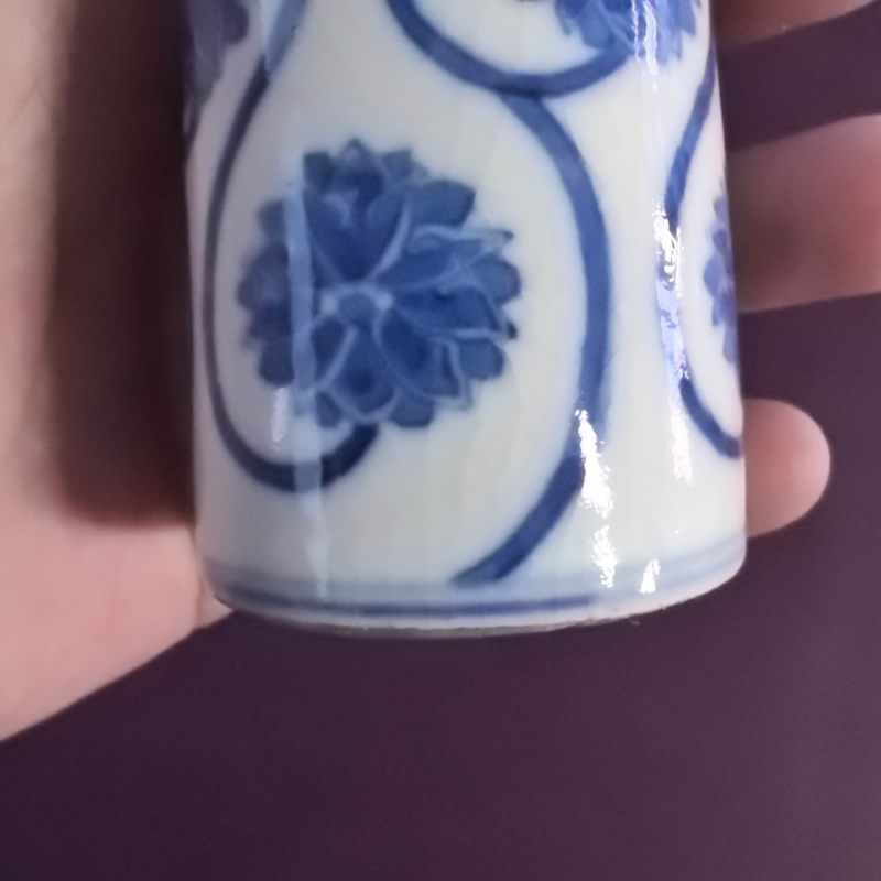 清康熙 浆胎青花缠枝花卉纹鼻烟壶 - 图10