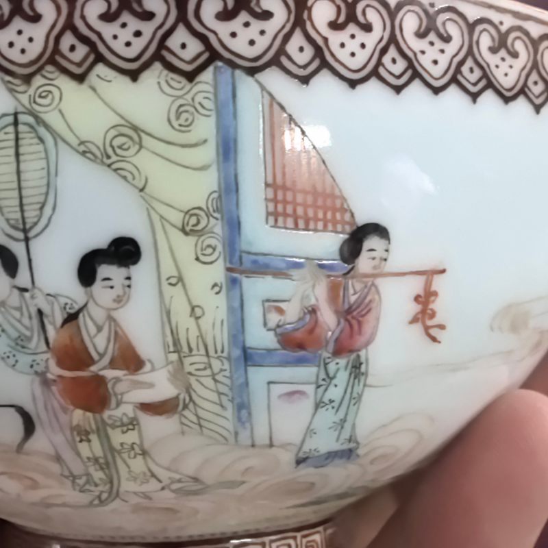民国 仿珐琅彩人物故事图花口碗 - 图10