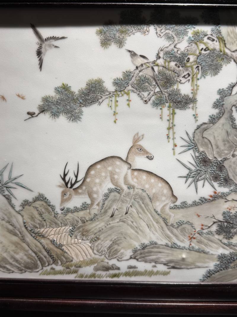 清 浅绛彩鹿猴图瓷板 - 图4