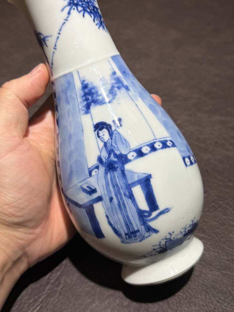 清康熙 青花仕女图琵琶尊 - 图12