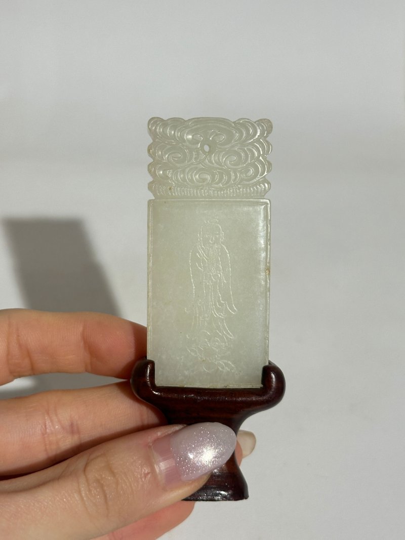 十七/十八世紀 白玉孔聖人詩文牌 及盒、座 | A WHITE JADE 'CONFUCIUS' PLAQUE - 图3