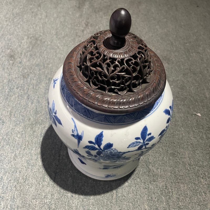 清康熙 青花花卉纹将军罐 - 图9