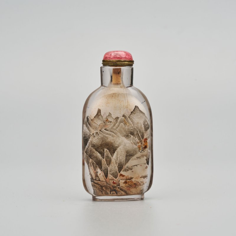 周樂元作 玻璃内畫⌈山水⌋鼻煙壺 一八八八年 | AN INSIDE PAINTED GLASS 'LANDSCAPE' SNUFF BOTTLE - 图10