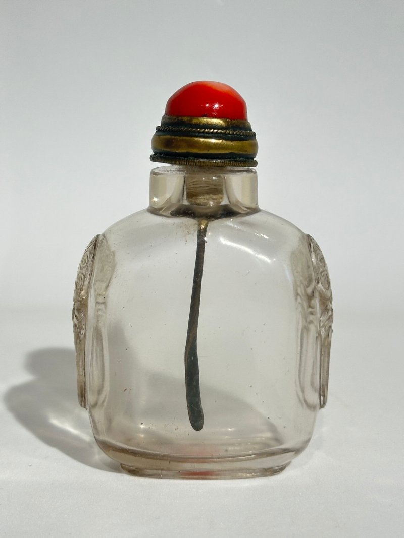 清十八/十九世紀 水晶鋪首銜環鼻煙壺 | A ROCK CRYSTAL SNUFF BOTTLE - 图9
