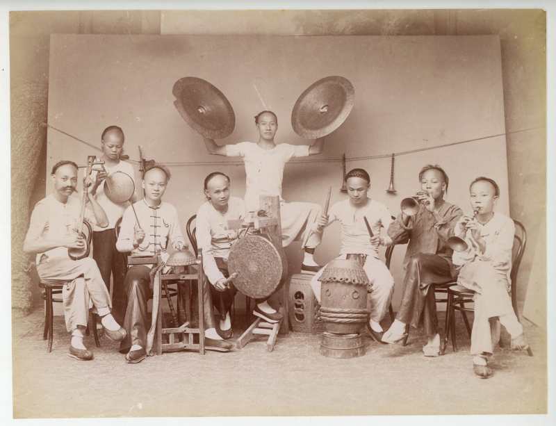 1880年代 民乐队合影 - 图2
