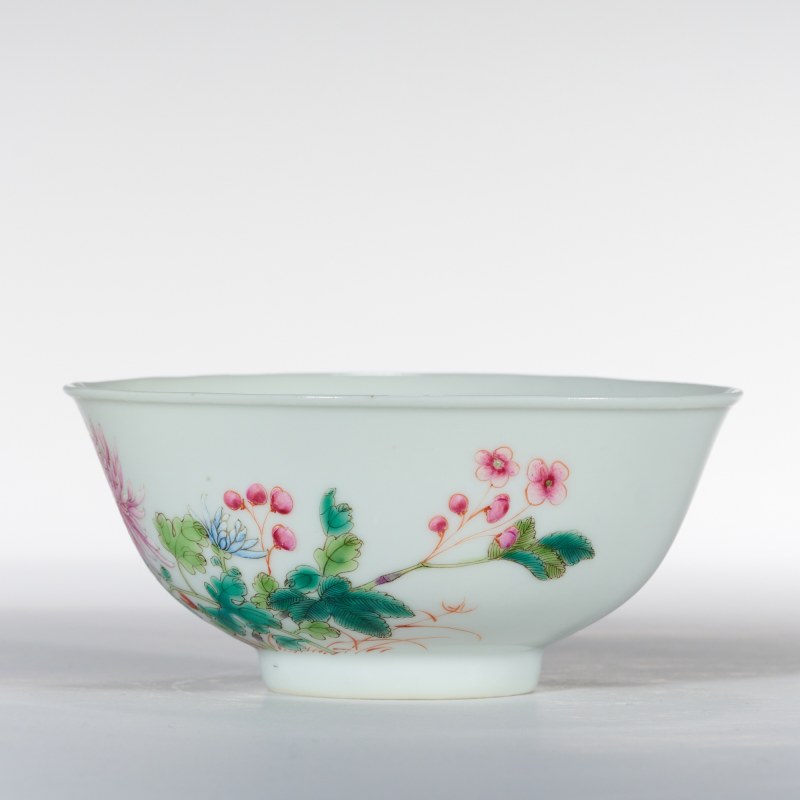 清晚期 粉彩花卉纹碗 - 图3