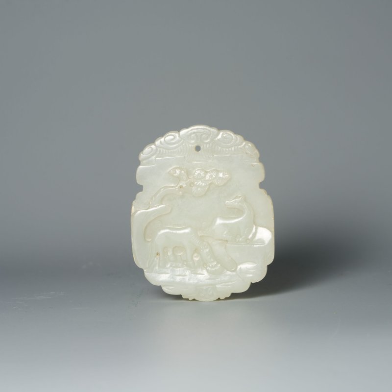 清十八/十九世紀 白玉⌈富壽永昌⌋牌 | A WHITE JADE 'HORSES' PLAQUE - 图1