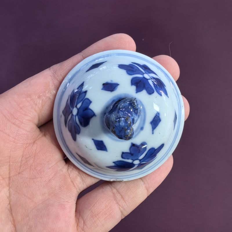 清康熙 青花人物故事图盖罐 - 图10