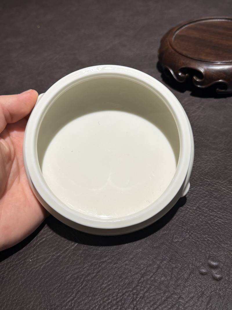 清 德化窑双耳香炉 - 图6