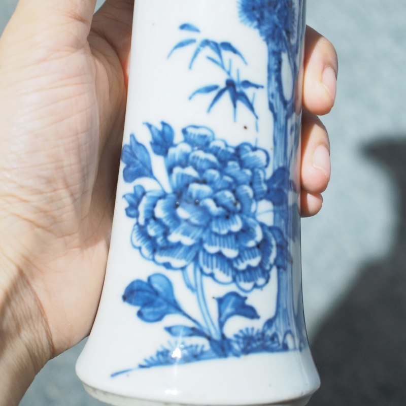 清乾隆 青花花卉纹花觚 - 图11