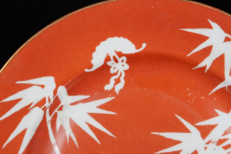 清 珊瑚留白竹纹盘 - 图2
