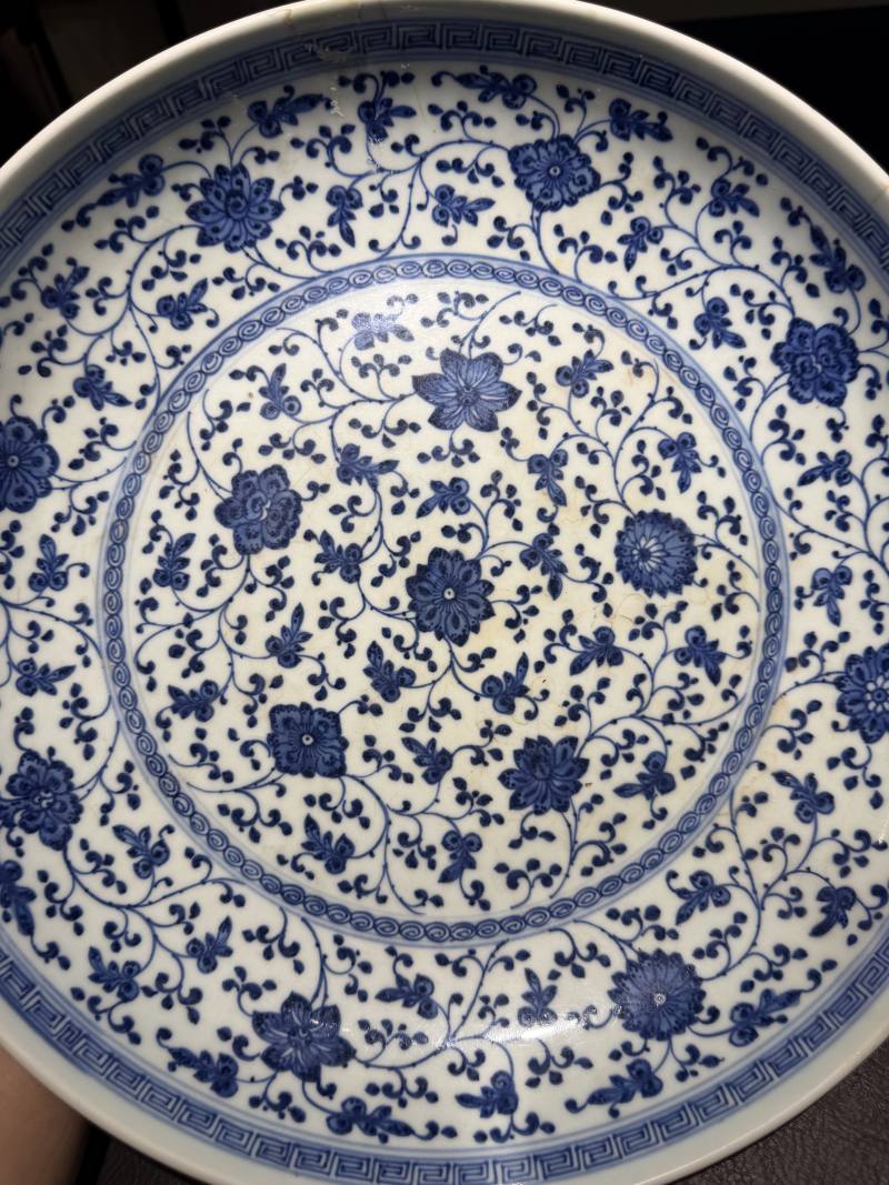 清雍正 青花缠枝莲大盘 - 图5