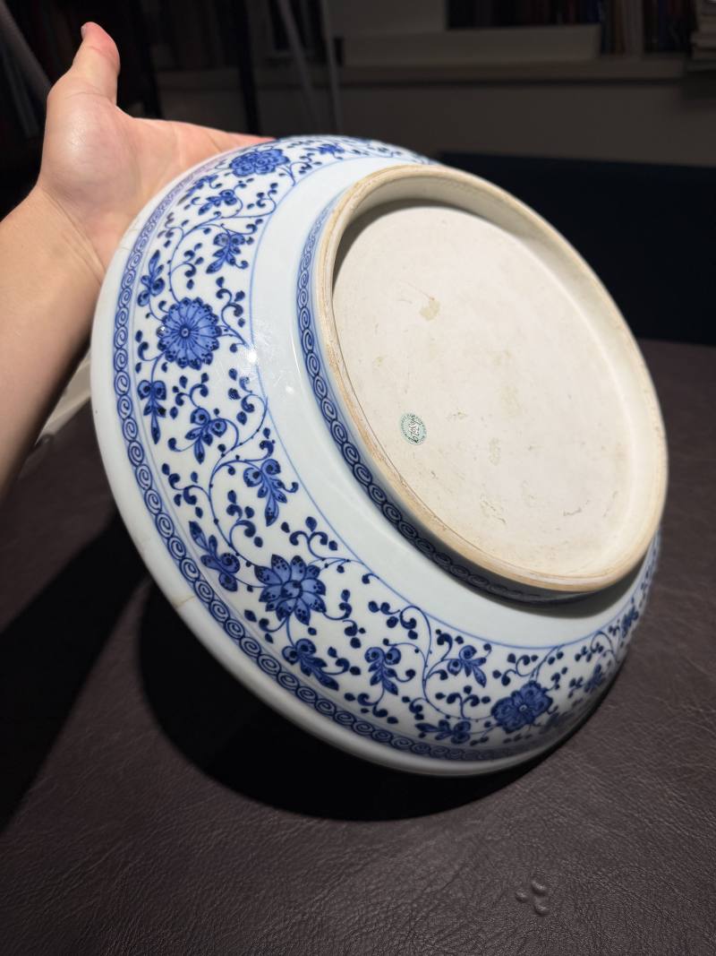 清雍正 青花缠枝莲大盘 - 图8