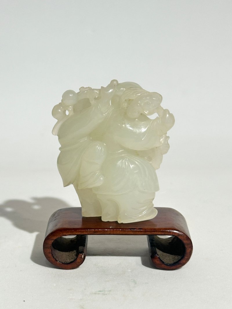 清十八世紀 白玉⌈和合二仙⌋把件 及盒 | A WHITE JADE 'HEHE ERXIAN' FIGURE GROUP - 图4
