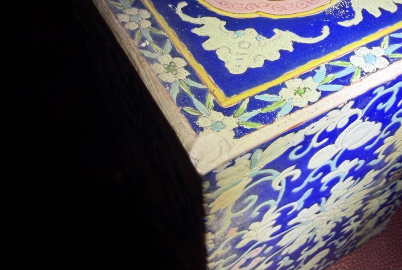清晚期 粉彩缠枝宝象花纹书挡 - 图22