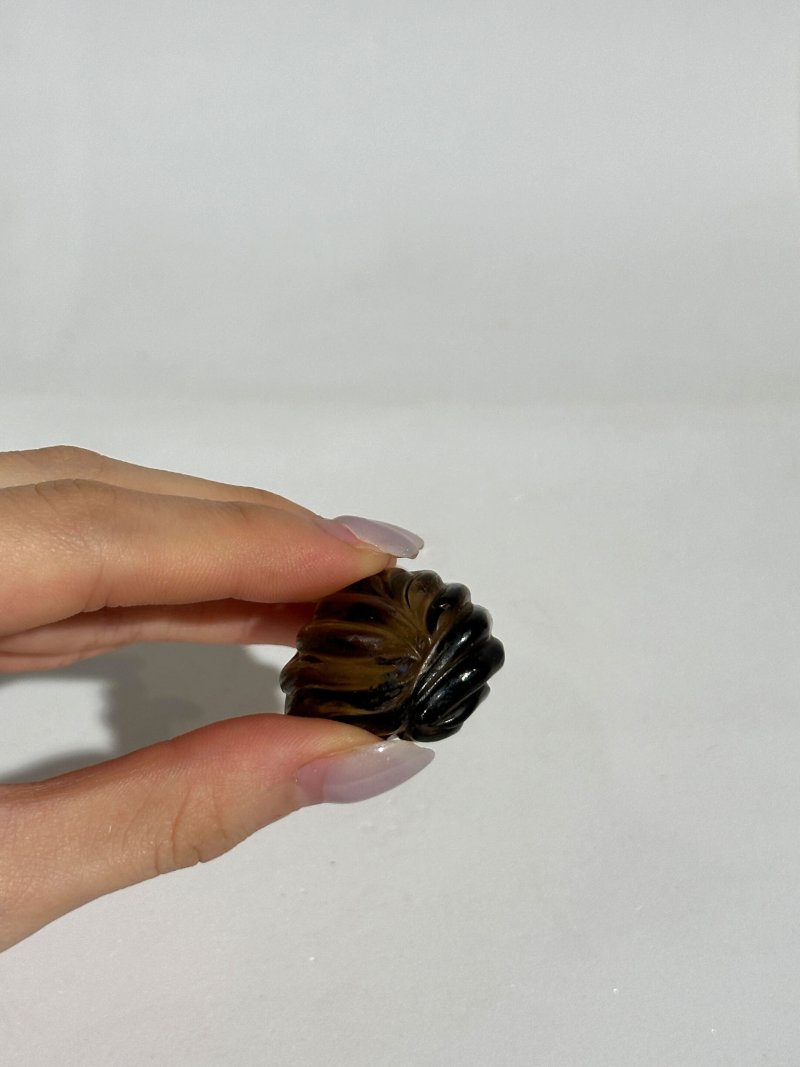 十九/二十世紀 煙晶佛手瓜形鼻煙壺 | A SMOKY QUARTZ 'FINGER CITRON' SNUFF BOTTLE - 图2