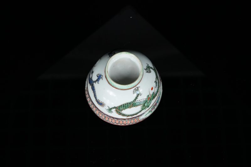 清 粉彩龙纹杯碟一套 - 图4