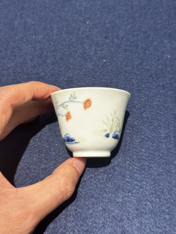清道光 青花五彩水仙花神杯（一对） - 图4