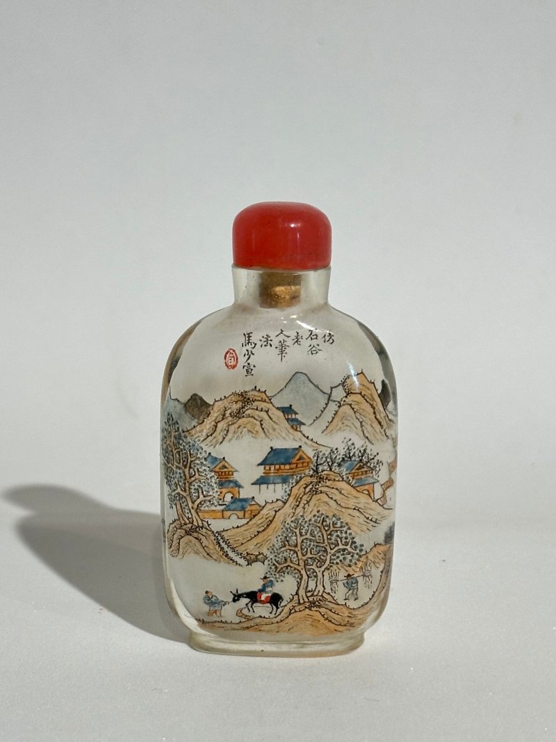約1900年間 馬少宣（款） 玻璃內畫⌈山水⌋鼻煙壺 | AN INSIDE PAINTED GLASS 'LANDSCAPE OF WANG HUI' SNUFF BOTTLE - 图9