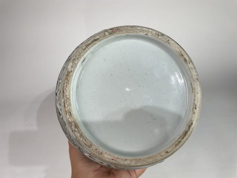 解放后 粉彩人物纹大瓶 - 图10