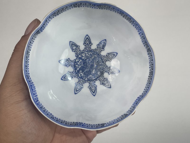 解放后 蓝料彩粉彩山水纹花口碗 - 图5