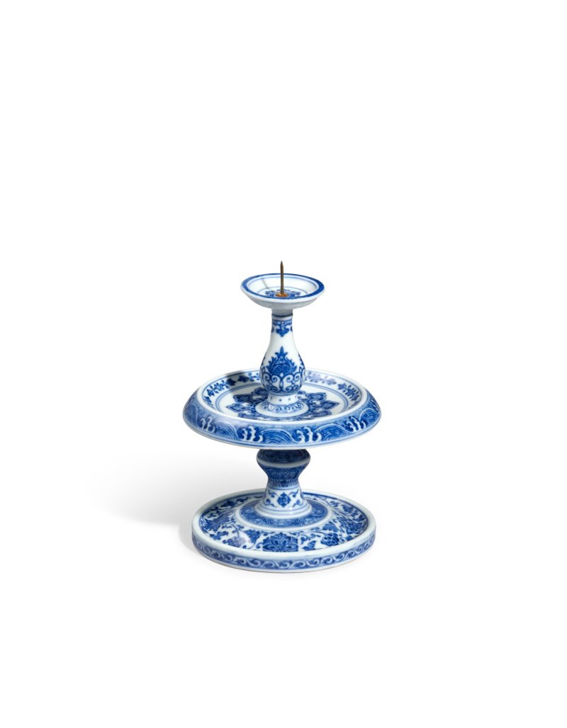 A fine and small blue and white ‘floral’ candlestick, Seal mark and period of Jiaqing | 清嘉慶　青花纏枝花卉紋燭臺　《嘉慶年製》款