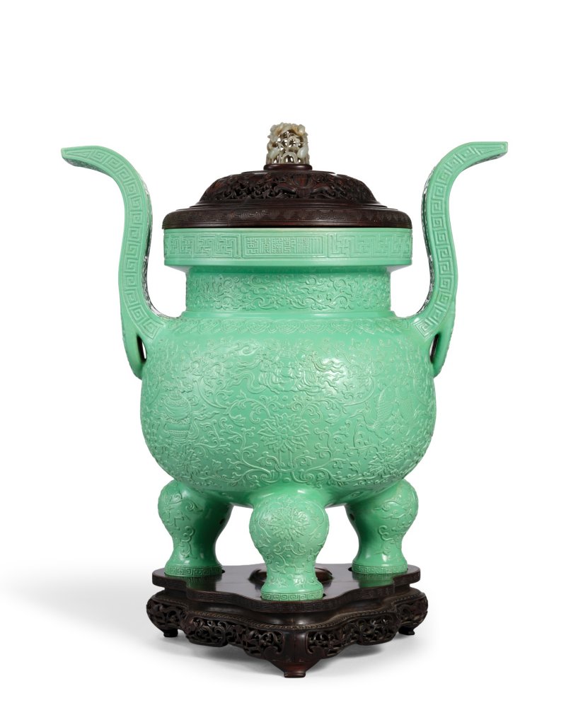 An extremely rare and large relief-carved turquoise-glazed 'bajixiang' incense burner,  Seal mark and period of Qianlong | 清乾隆　松石綠釉浮雕八吉祥紋雙耳三足爐　《大清乾隆年製》款