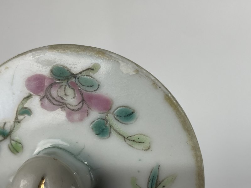 清晚期 粉彩花蝶纹茶壶 - 图6