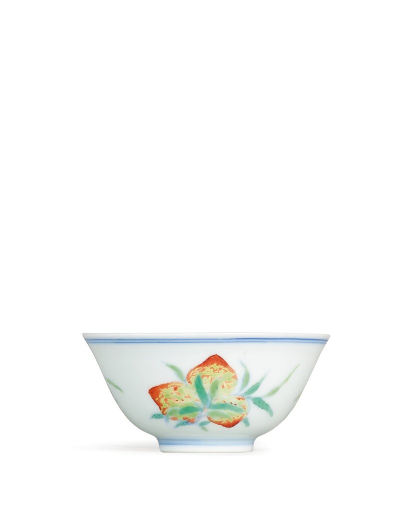 A fine doucai 'sanduo' cup, Mark and period of Yongzheng | 清雍正 鬪彩三多盃 《大清雍正年製》款