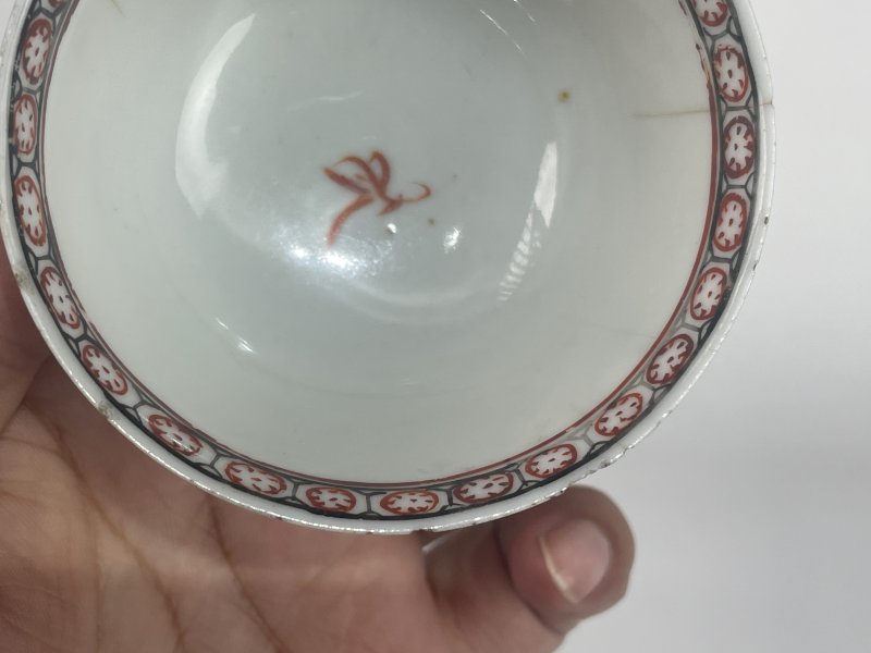 清乾隆 粉彩人物纹杯 - 图11