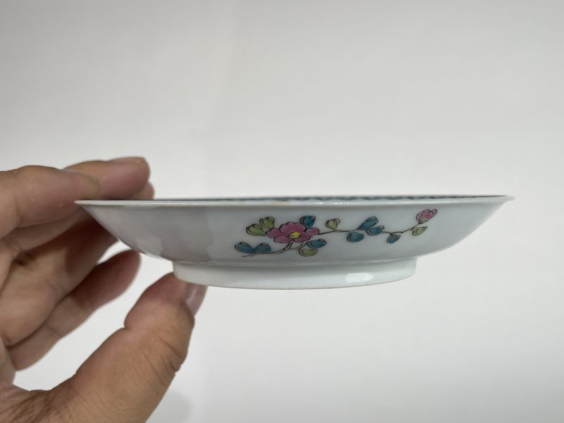 清乾隆 粉彩开光花篮纹杯 - 图5