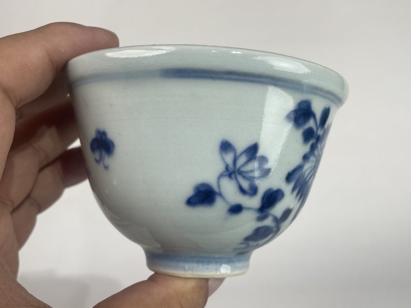 清中期 青花花卉纹杯 - 图3