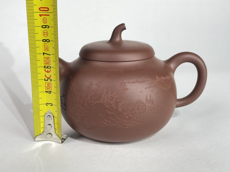 名家款紫砂壶一把 - 图7