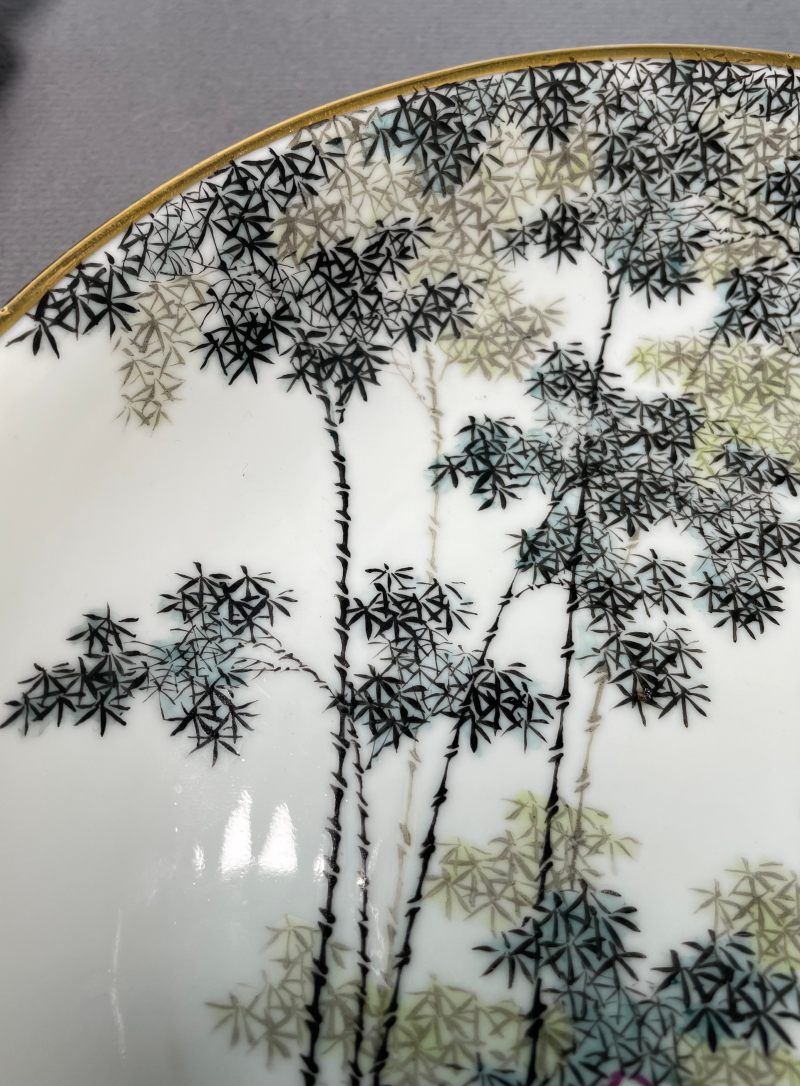 民国  “江西珍品”款粉彩竹纹盘 - 图8