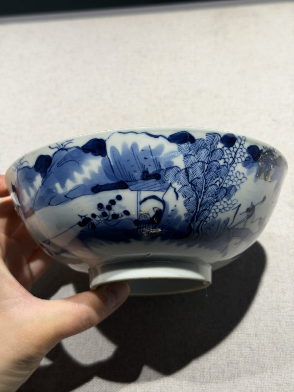 清代 青花人物故事及缠枝花卉纹碗一组六件 - 图19