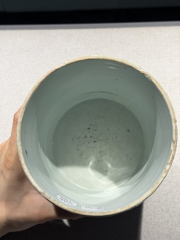 清乾隆 青花山水楼阁笔筒 - 图8