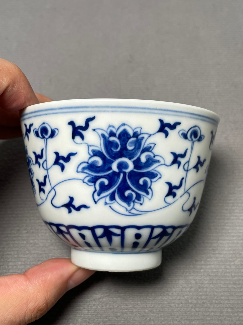清光绪 青花缠枝莲纹茶杯 - 图9